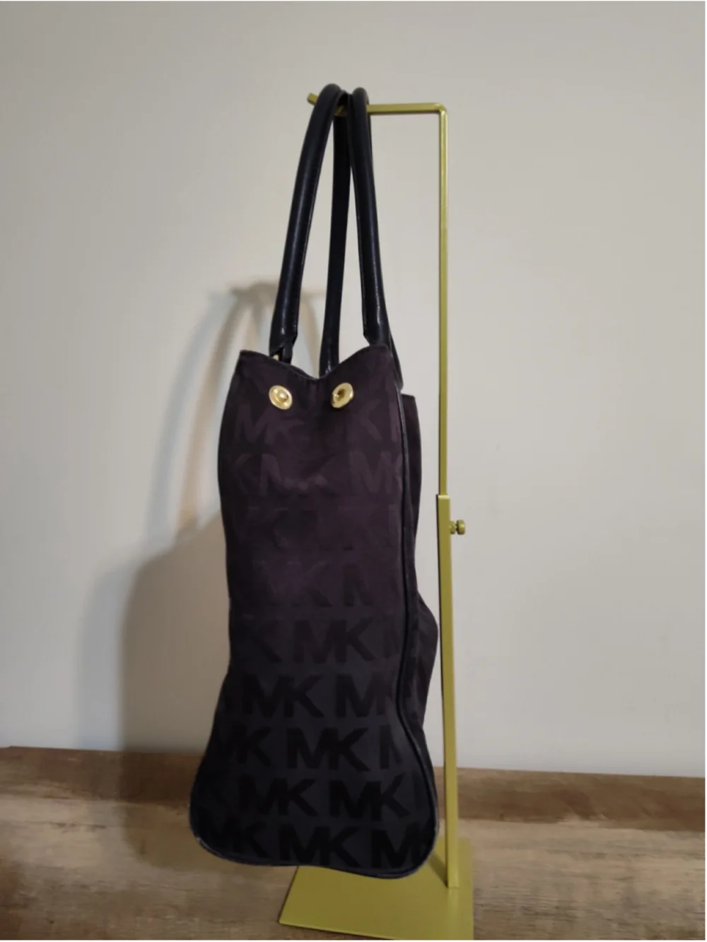 Women's Michael Kors Tote Bag One Size Black Gold